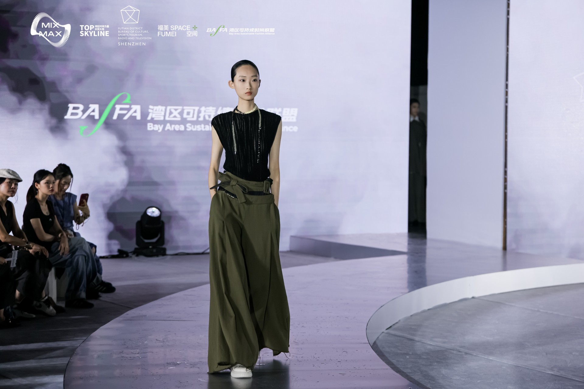 秀场照片-2.jpg
